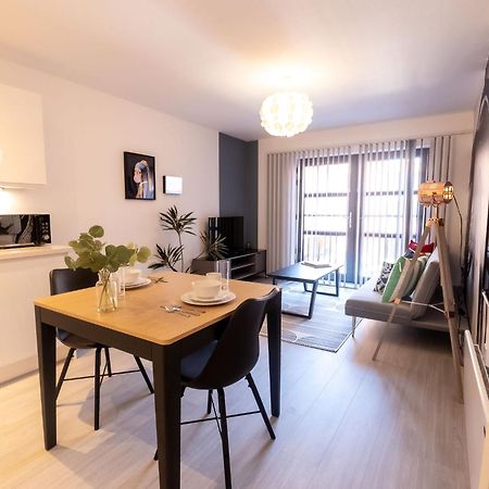 Pristine 1 And 2 Bedroom Apartments Near Business District By Belvilla Бирмингам Екстериор снимка