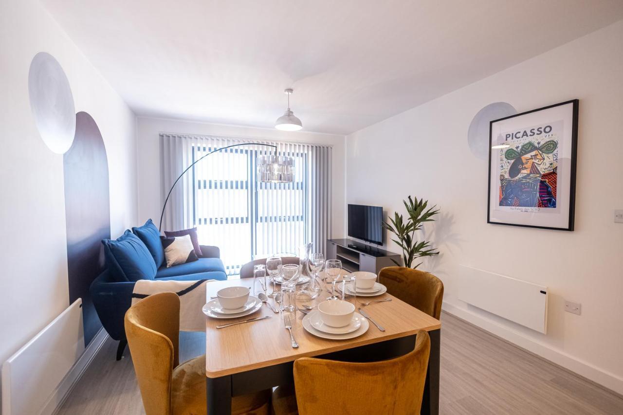 Pristine 1 And 2 Bedroom Apartments Near Business District By Belvilla Бирмингам Екстериор снимка