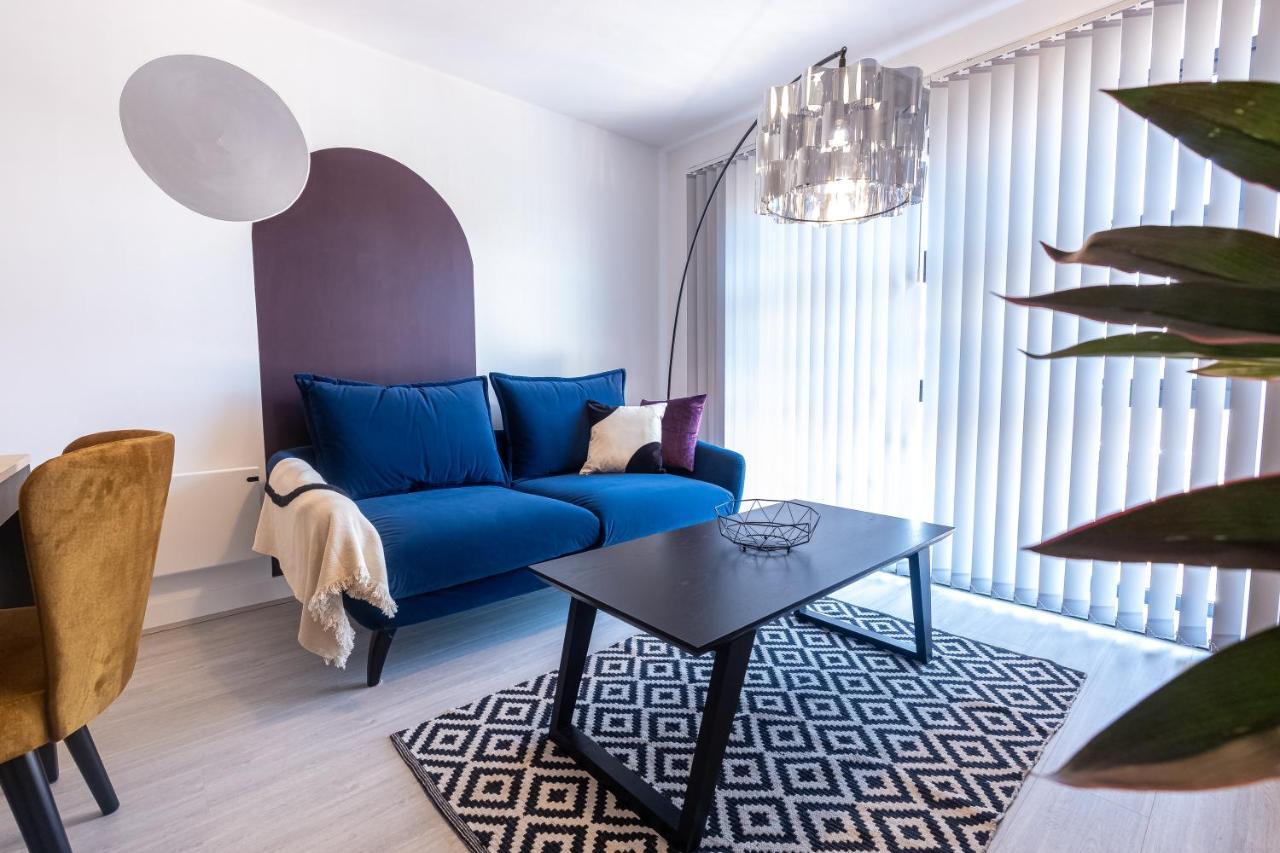 Pristine 1 And 2 Bedroom Apartments Near Business District By Belvilla Бирмингам Екстериор снимка