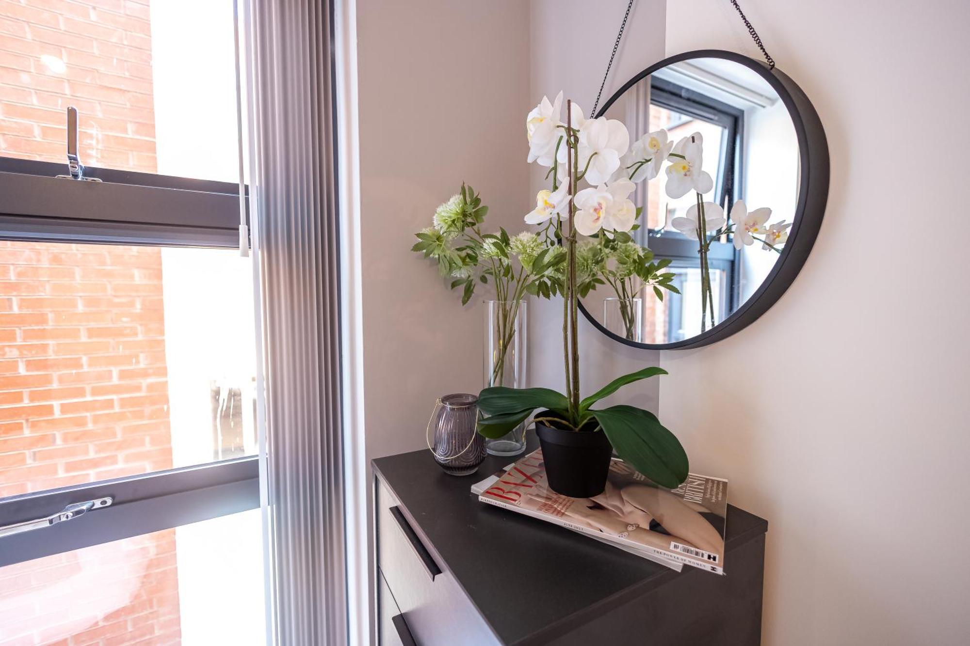 Pristine 1 And 2 Bedroom Apartments Near Business District By Belvilla Бирмингам Екстериор снимка