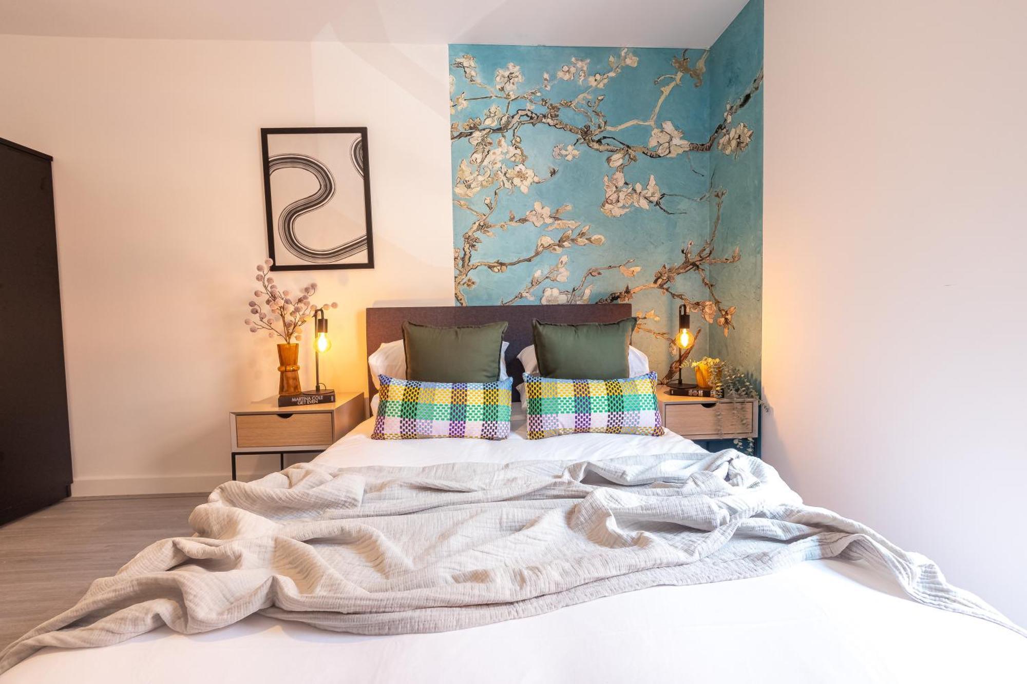 Pristine 1 And 2 Bedroom Apartments Near Business District By Belvilla Бирмингам Екстериор снимка