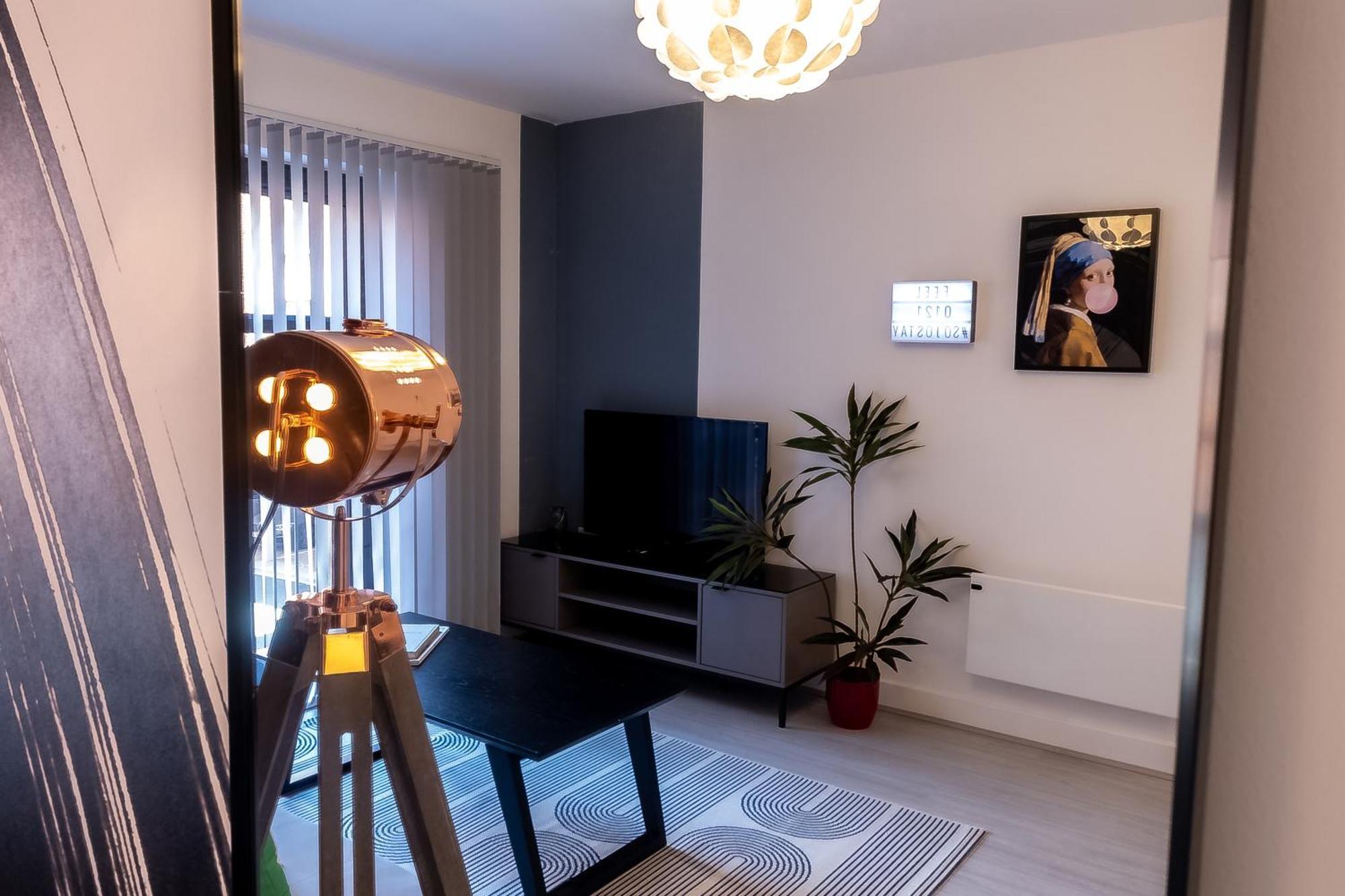 Pristine 1 And 2 Bedroom Apartments Near Business District By Belvilla Бирмингам Екстериор снимка