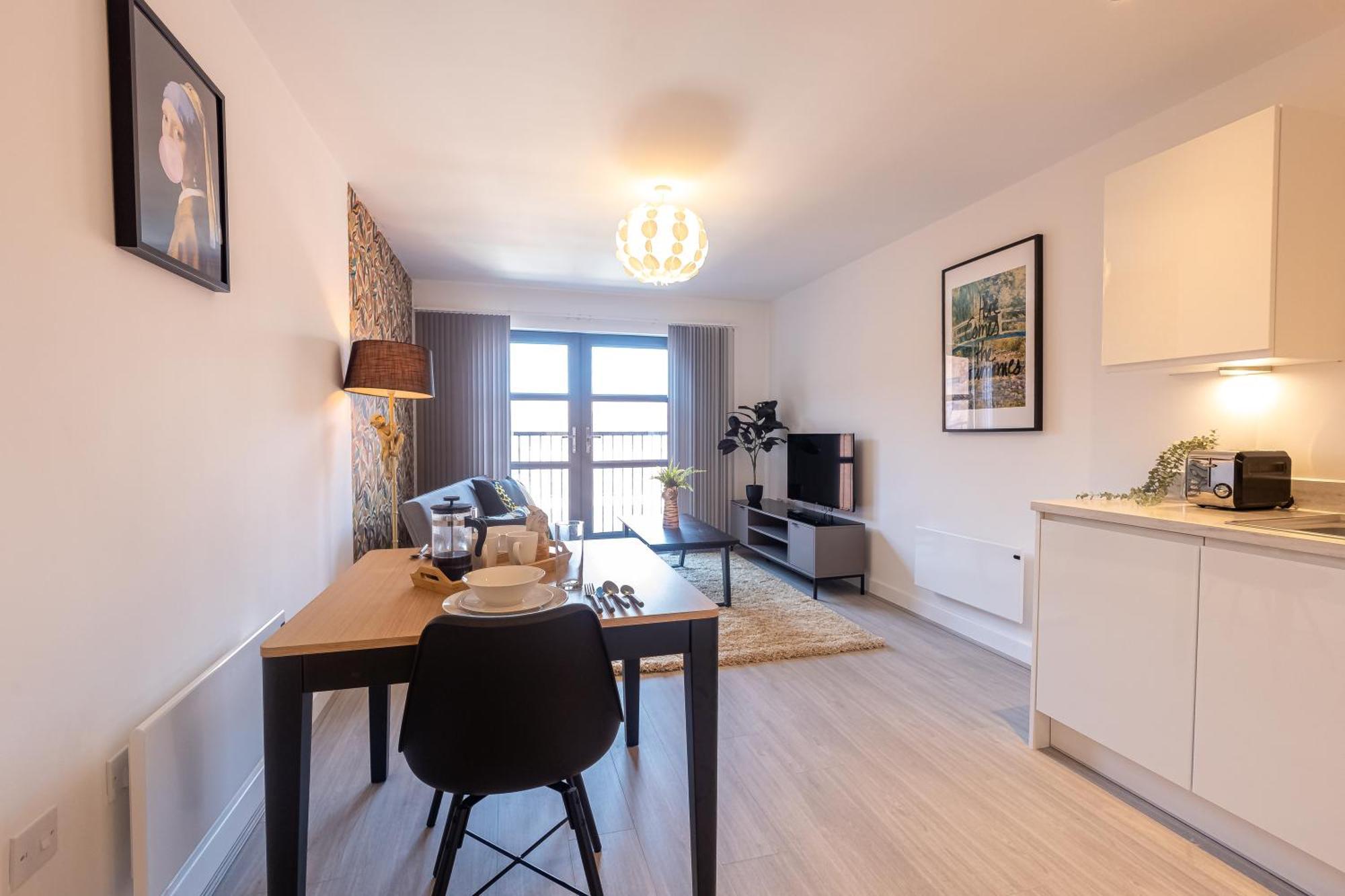 Pristine 1 And 2 Bedroom Apartments Near Business District By Belvilla Бирмингам Екстериор снимка