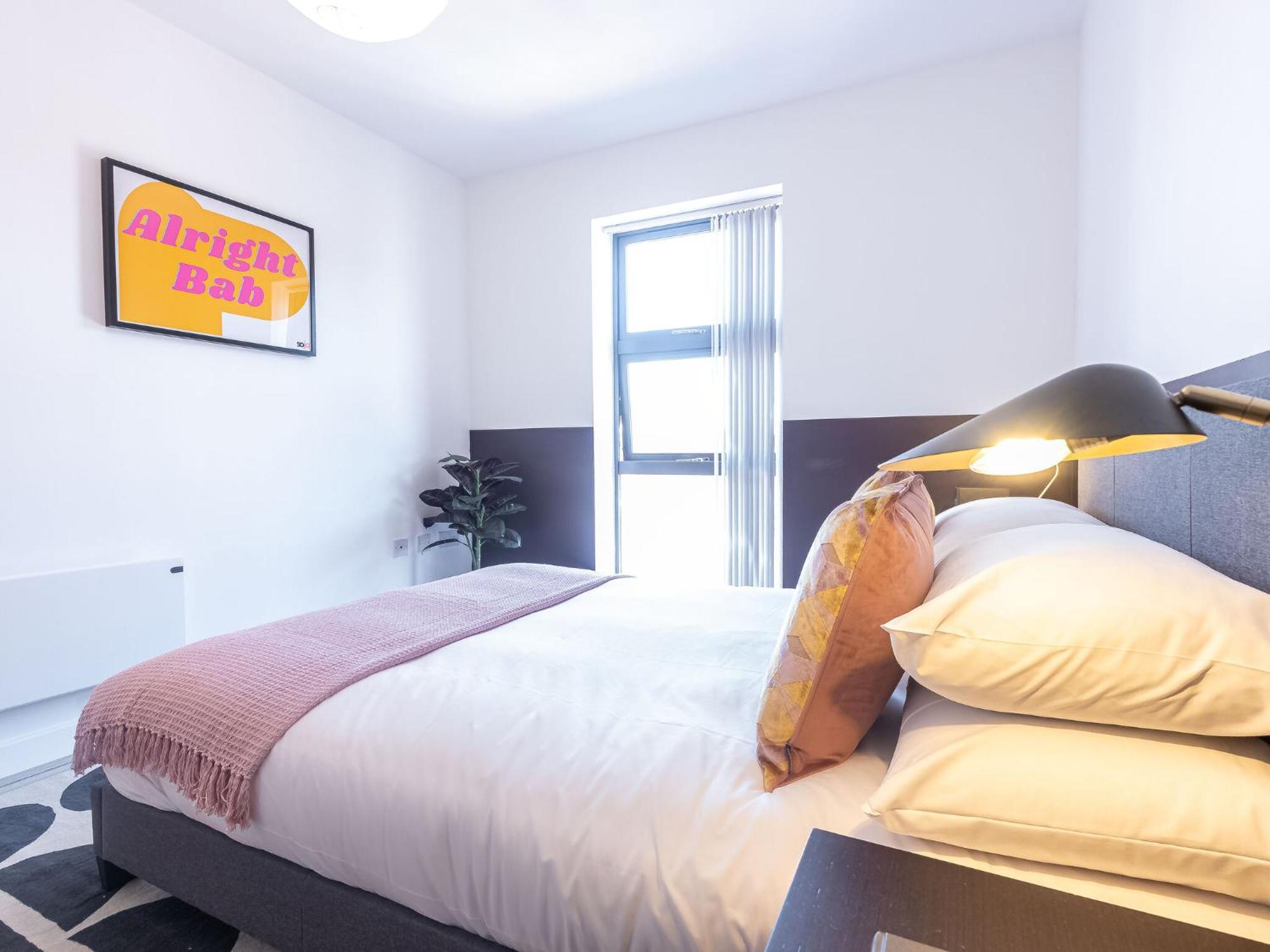 Pristine 1 And 2 Bedroom Apartments Near Business District By Belvilla Бирмингам Екстериор снимка