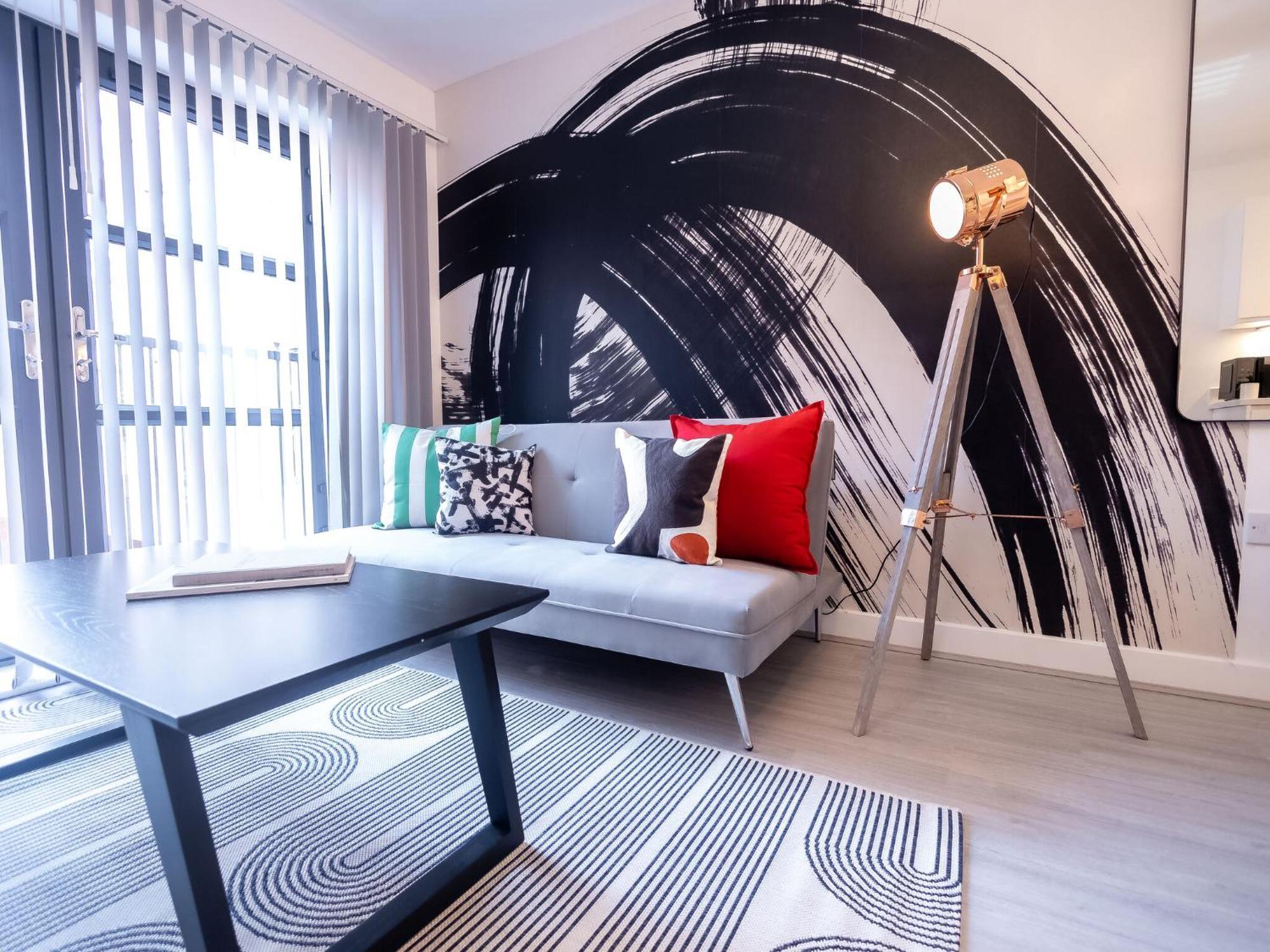 Pristine 1 And 2 Bedroom Apartments Near Business District By Belvilla Бирмингам Екстериор снимка